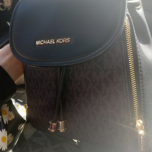 Michael Kors mini backpack purse - Picture 4 of 4